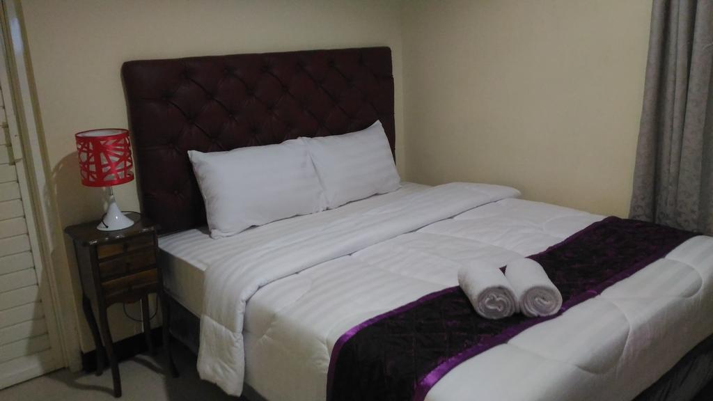 מלון סלטיגה Diponegoro House מראה חיצוני תמונה